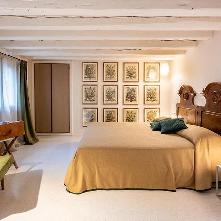 Palazzo Borgoloco Apartment Venice Exterior photo
