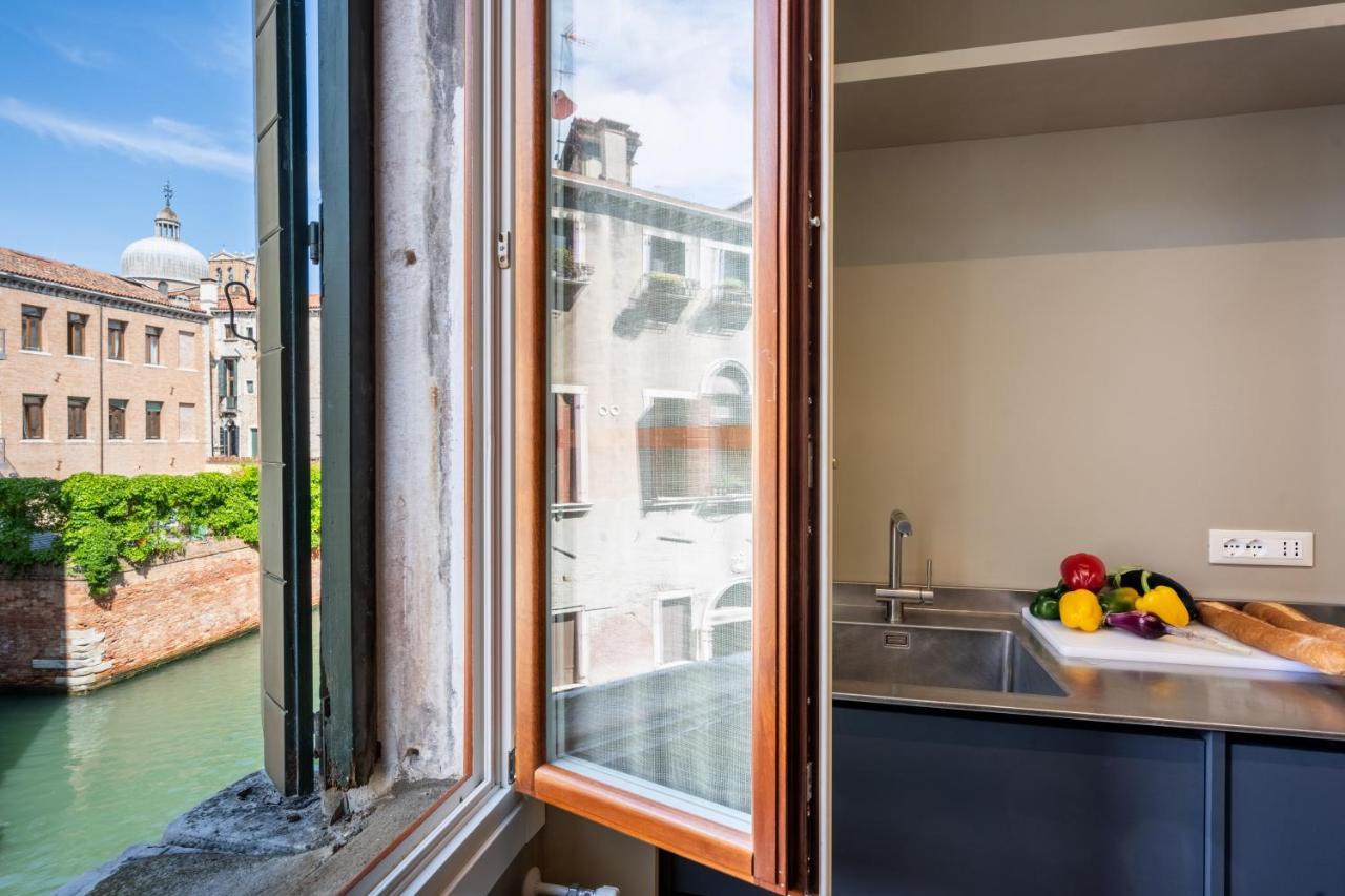 Palazzo Borgoloco Apartment Venice Exterior photo