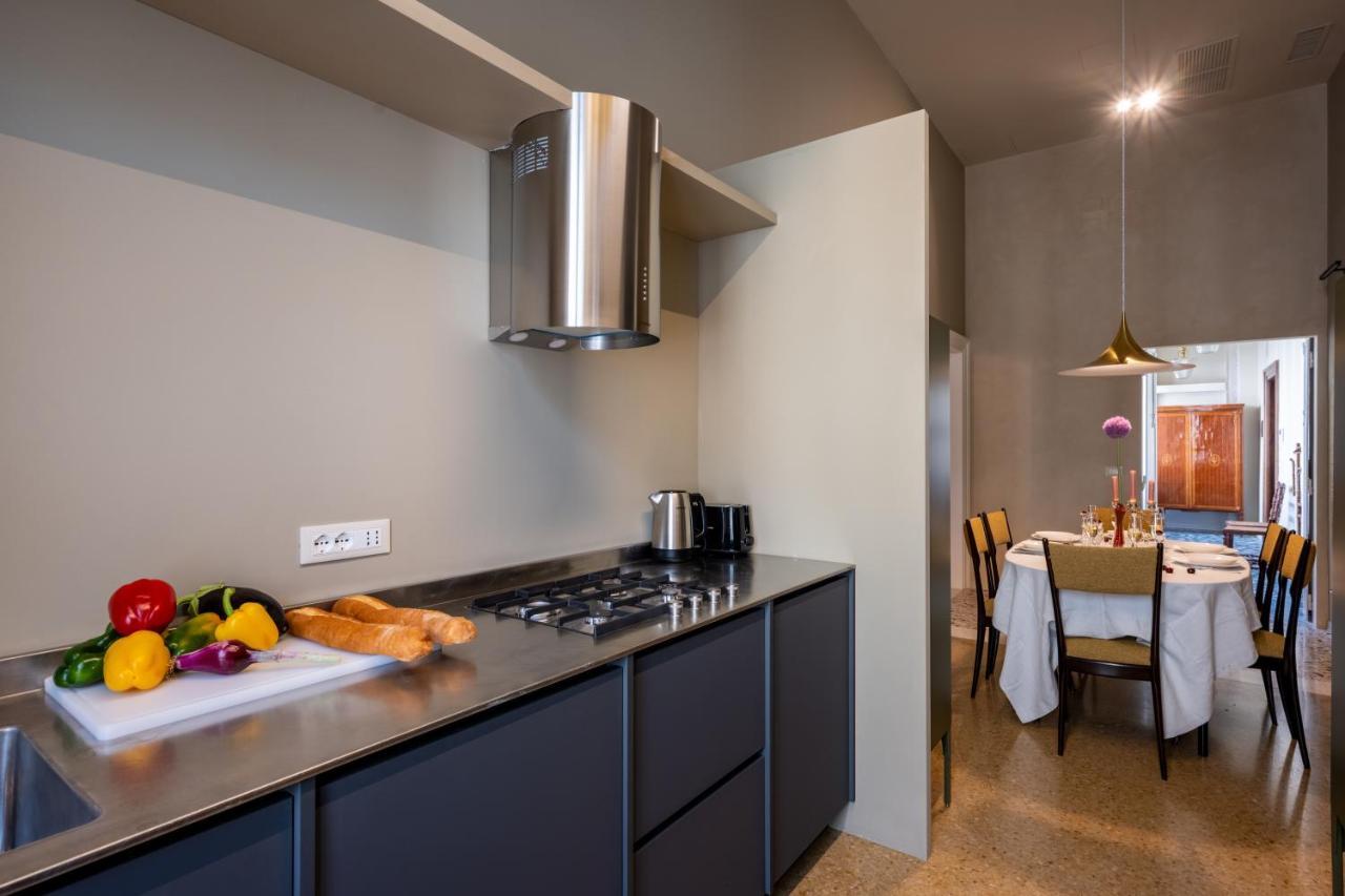 Palazzo Borgoloco Apartment Venice Exterior photo