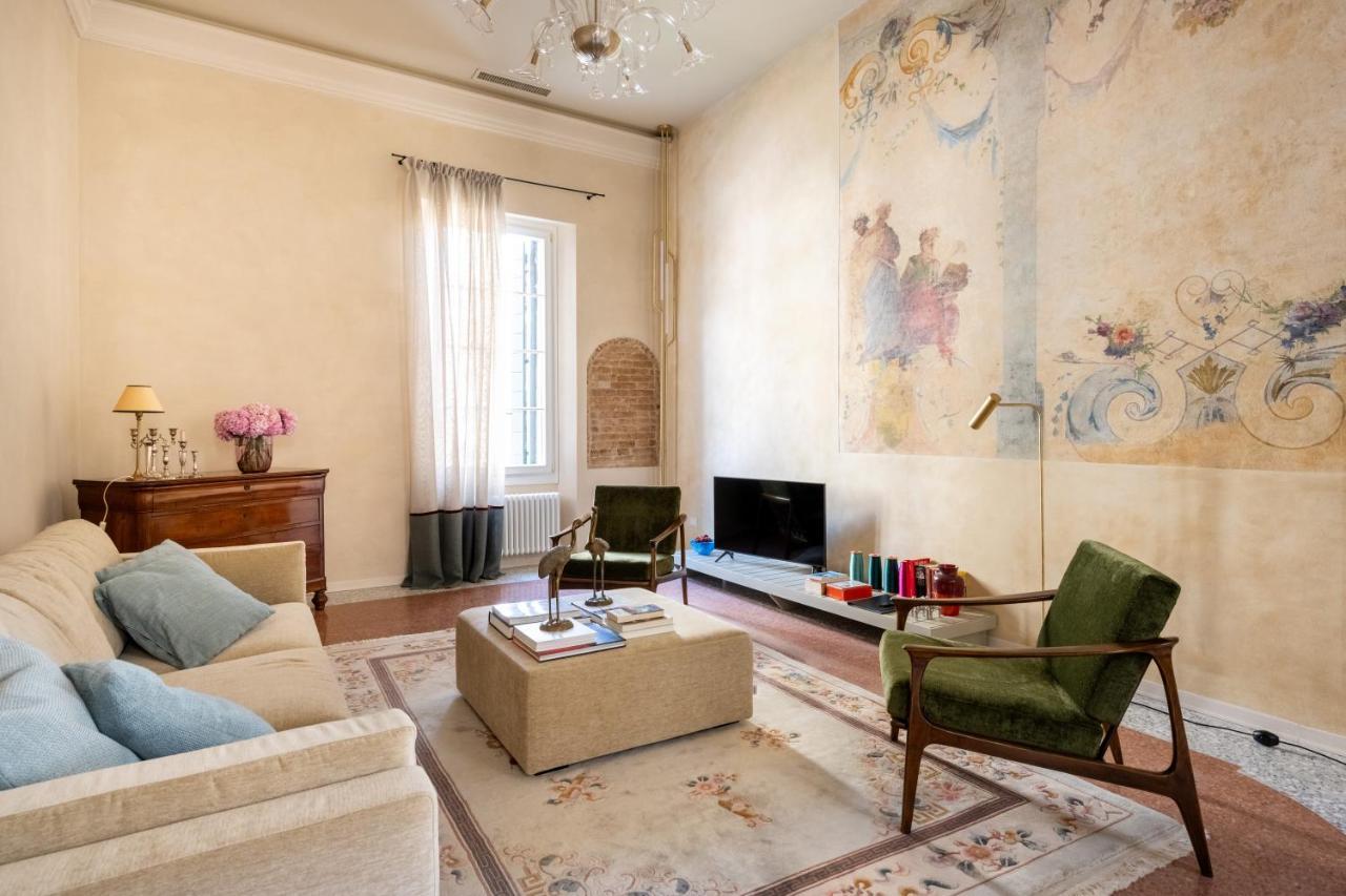 Palazzo Borgoloco Apartment Venice Exterior photo